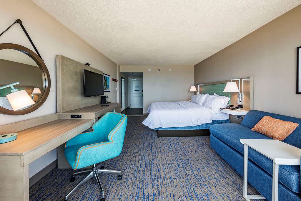 Hampton Inn Virginia Beach-Oceanfront North Image