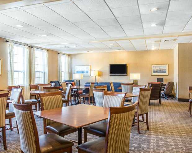 Images Quality Inn Mystic-Groton