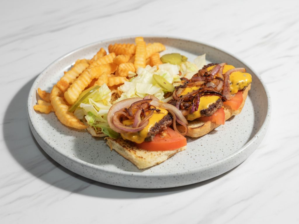 Beef Sliders W/ Fries