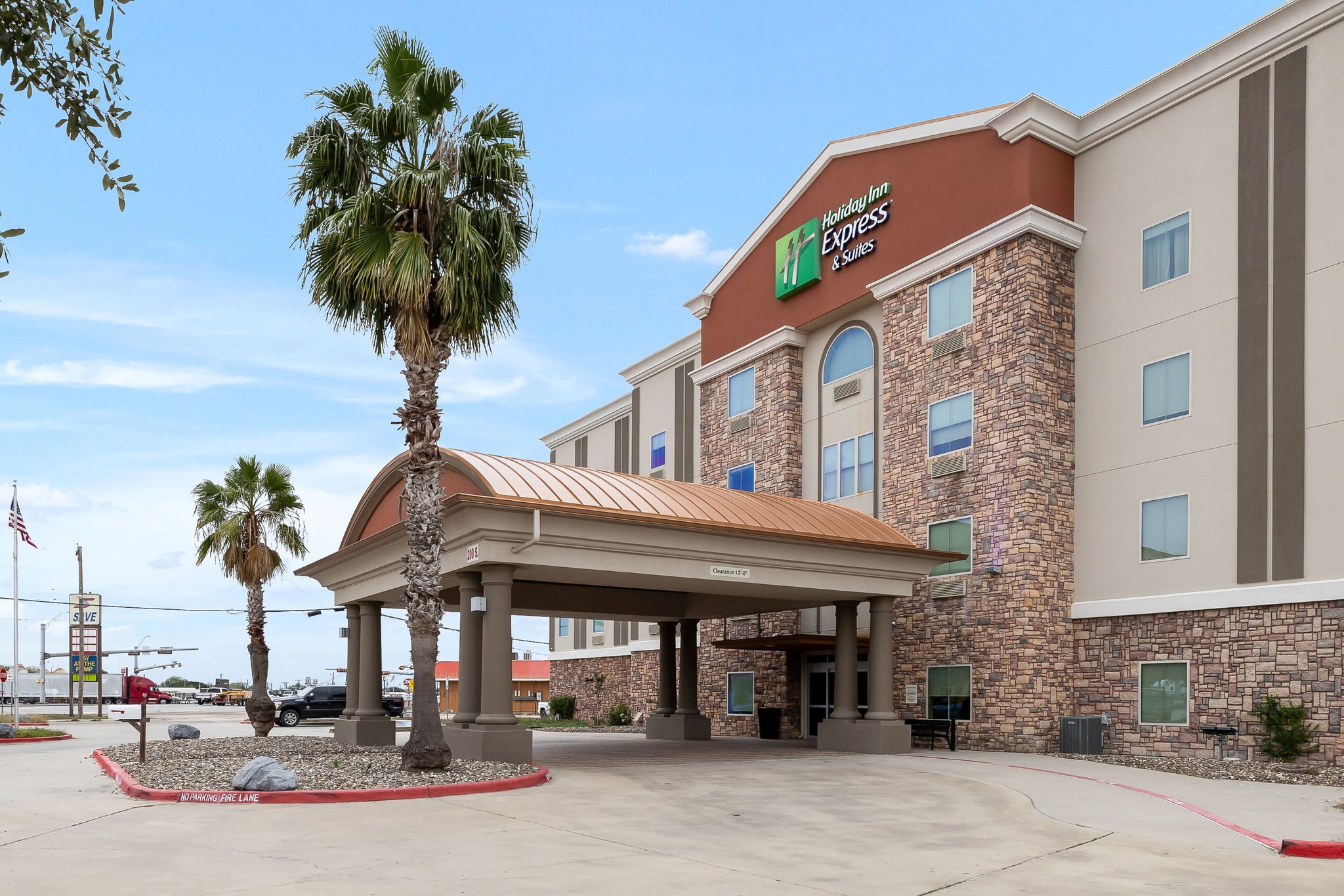 Holiday Inn Express & Suites George West by IHG Image
