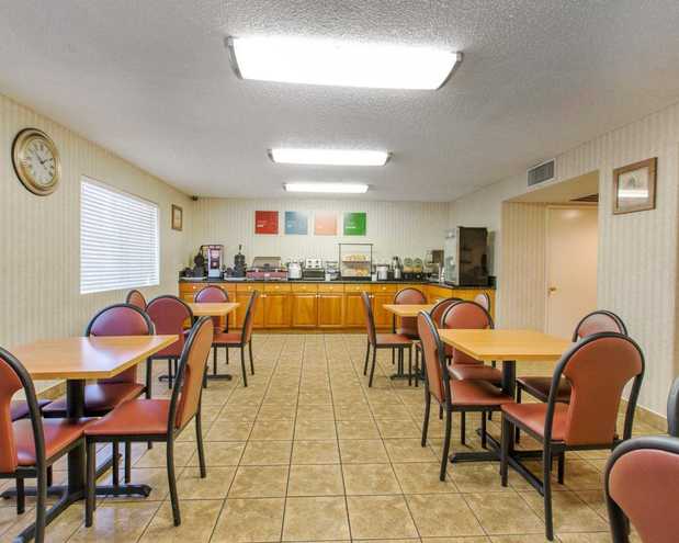 Images Comfort Inn Moreno Valley near March Air Reserve Base