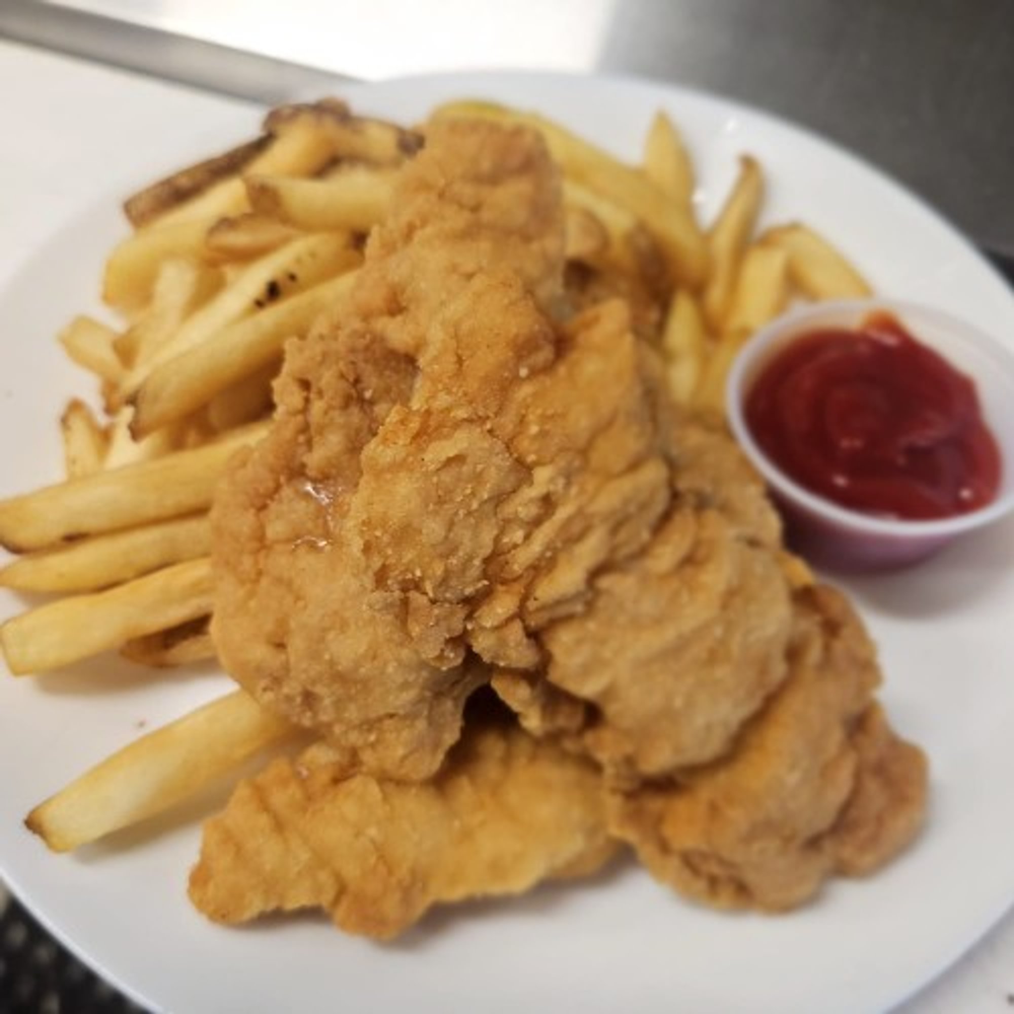 Crispy Chicken Tenders & Fries