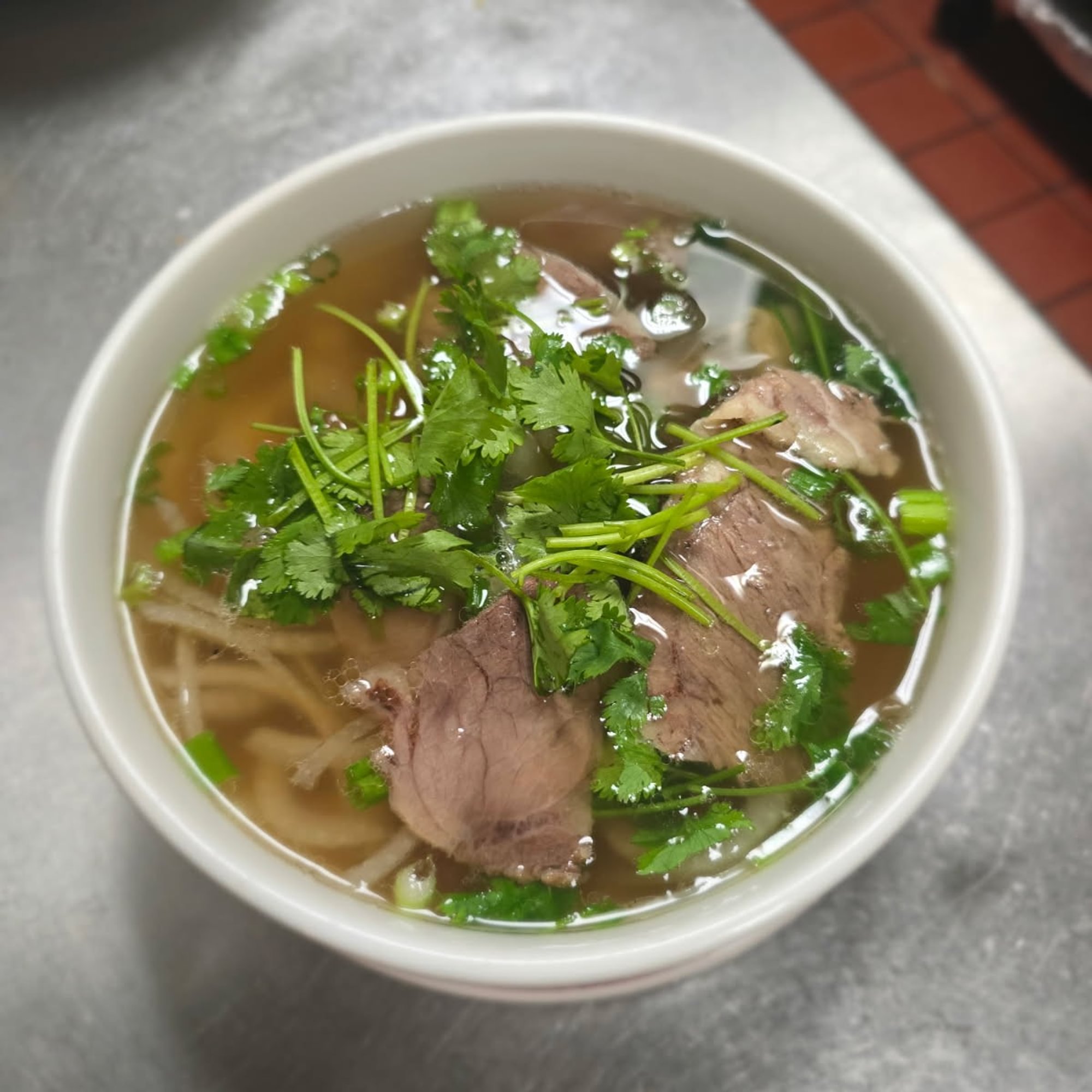 P 9 Pho Well-Done, Flank, and Tripe (Chin, Nam, Sach