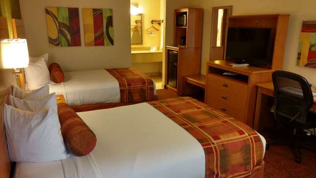 Images Best Western Angus Inn