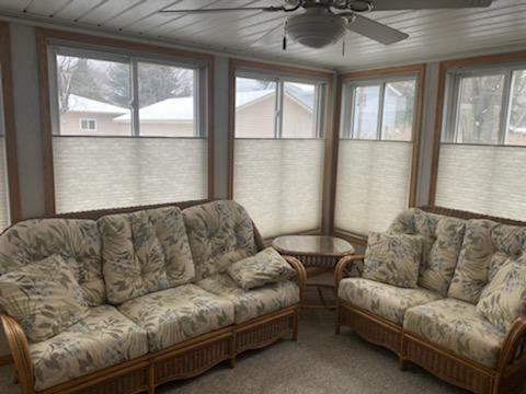 One thing about our Cellular Shades is that they're incredibly versatile. It's not just looks, but also the function! See them here in Cedar Falls! You can raise the bottoms-or drop the tops!  BudgetBlindsCedarFallsWaterloo  CedarFallsIA  CellularShades  TopDownBottomUpShades  FreeConsultation  Wind