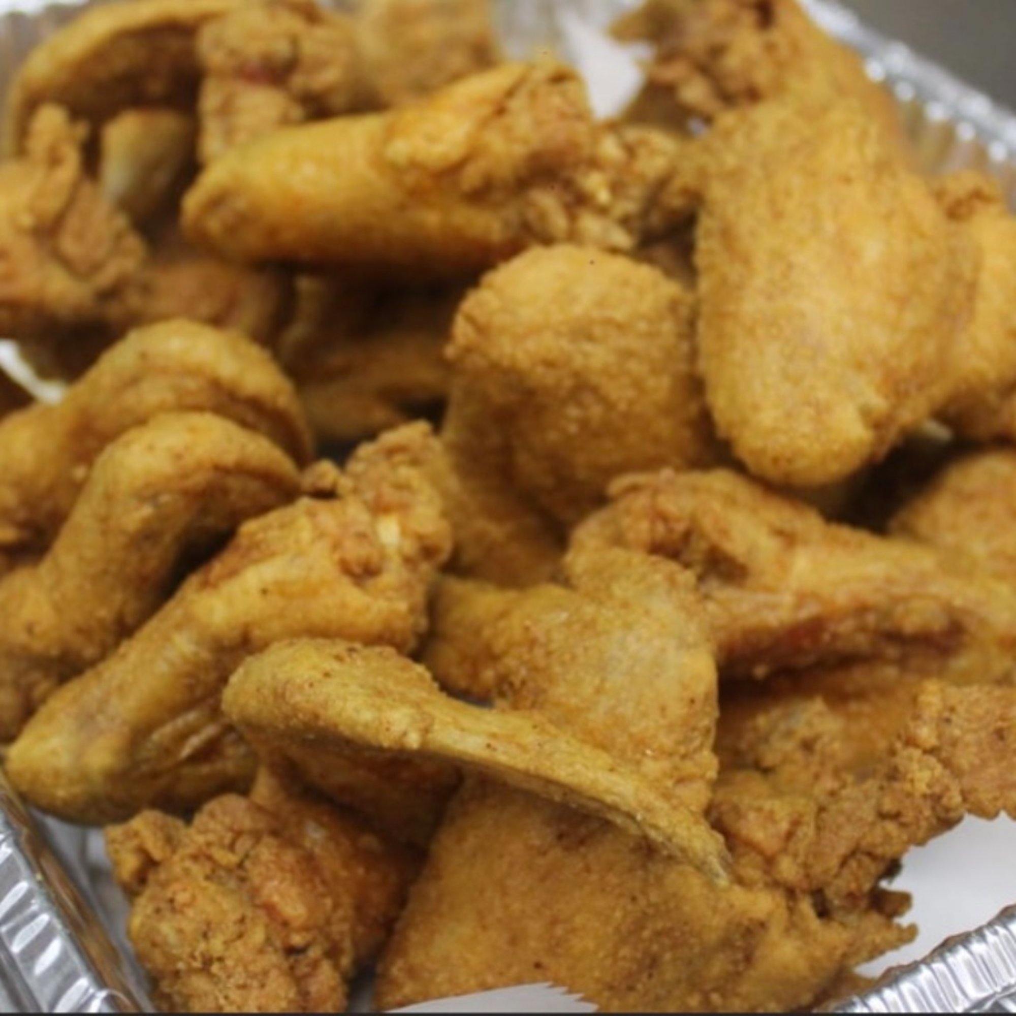 100 Family Wings