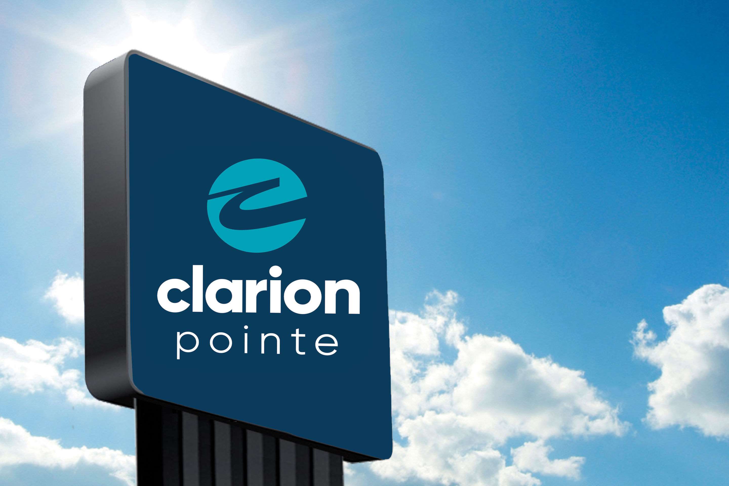 Clarion Pointe Savannah Gateway I-95 Photo