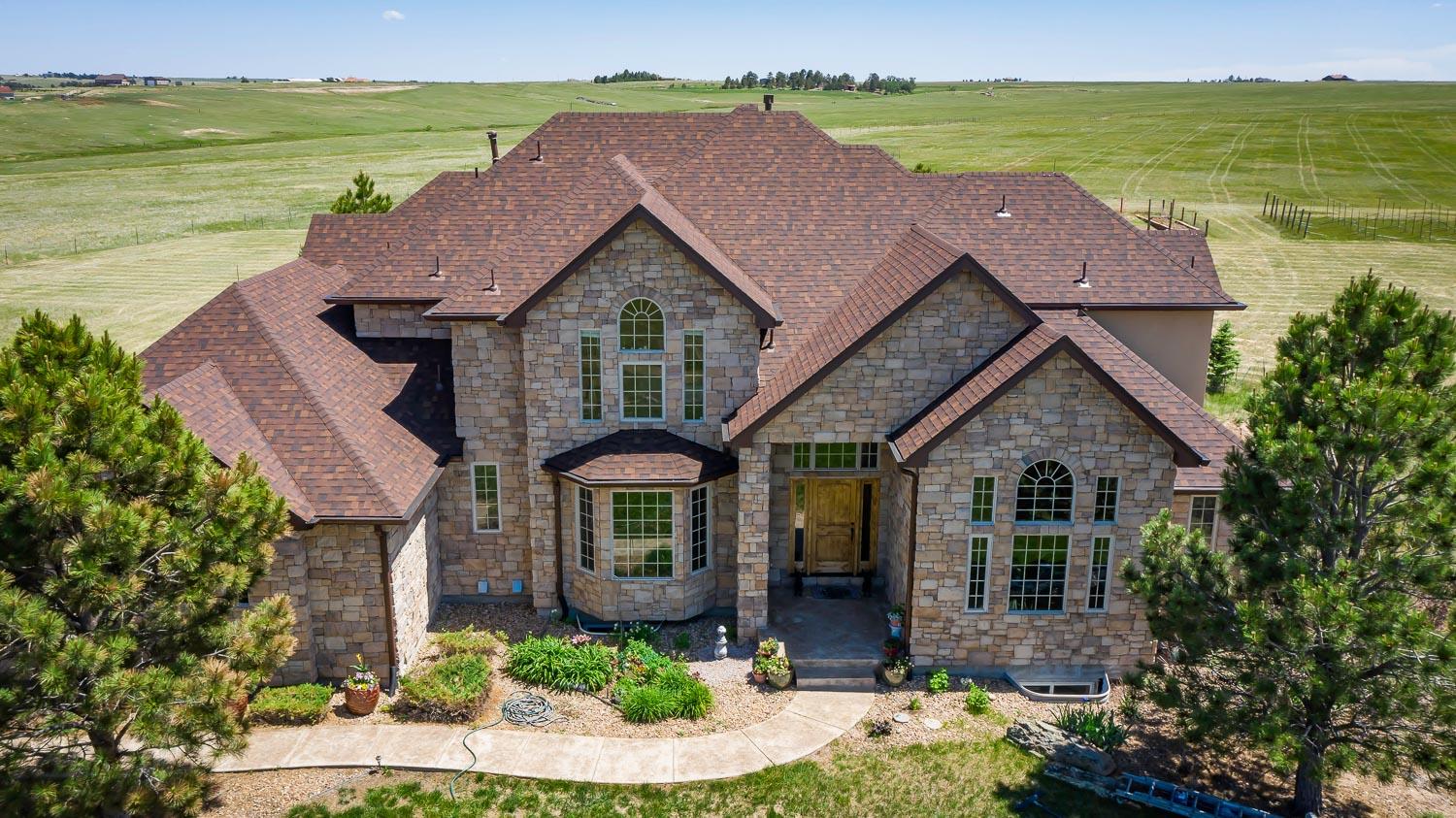 ELK Roofing & Construction Image