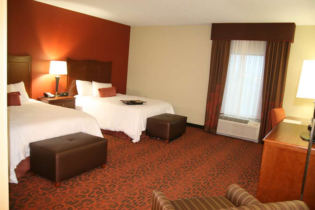 Hampton Inn Tomah Image