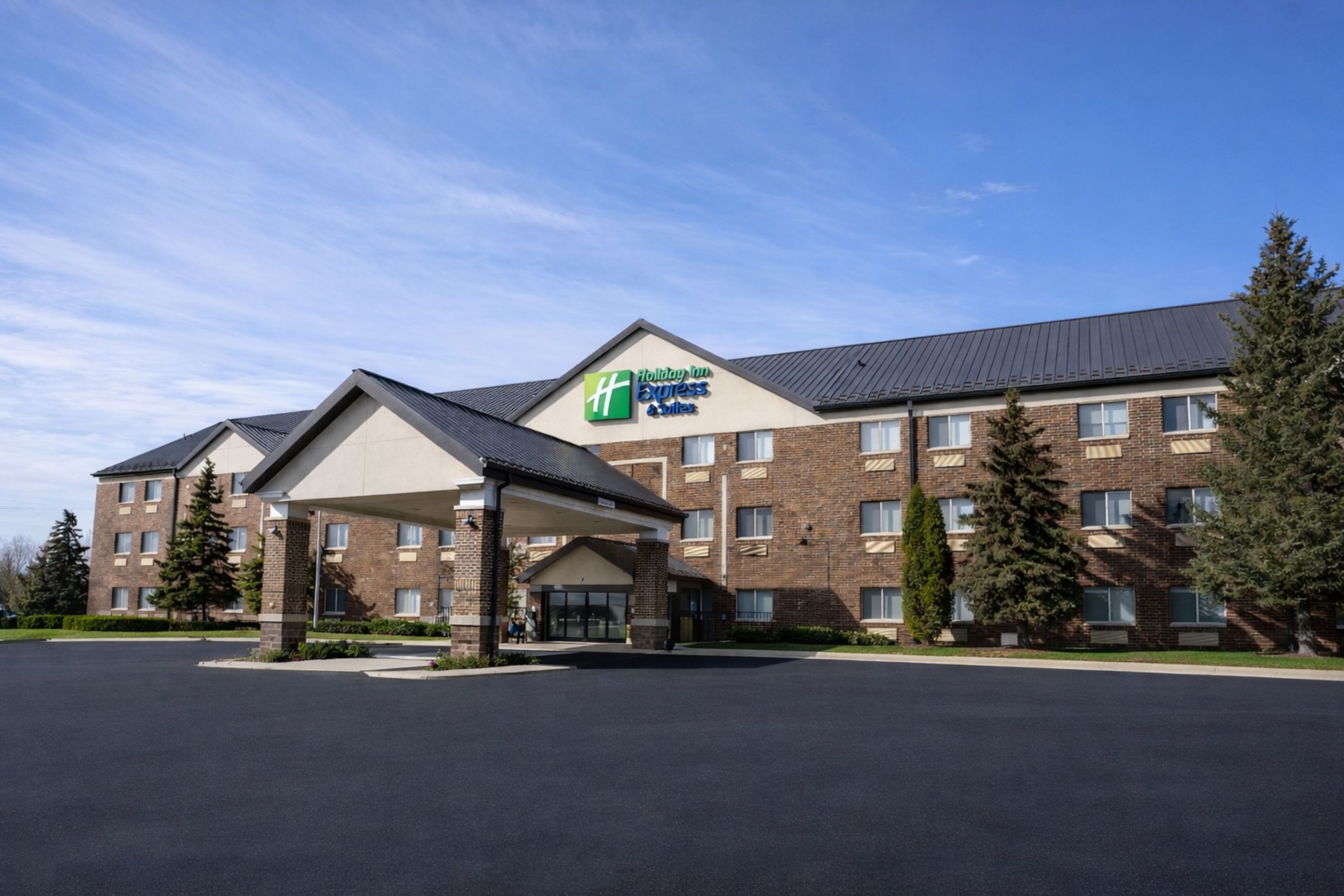 Holiday Inn Express & Suites St. Paul - Woodbury by IHG Image