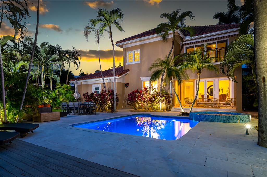 Luxury Vacation Rental Homes