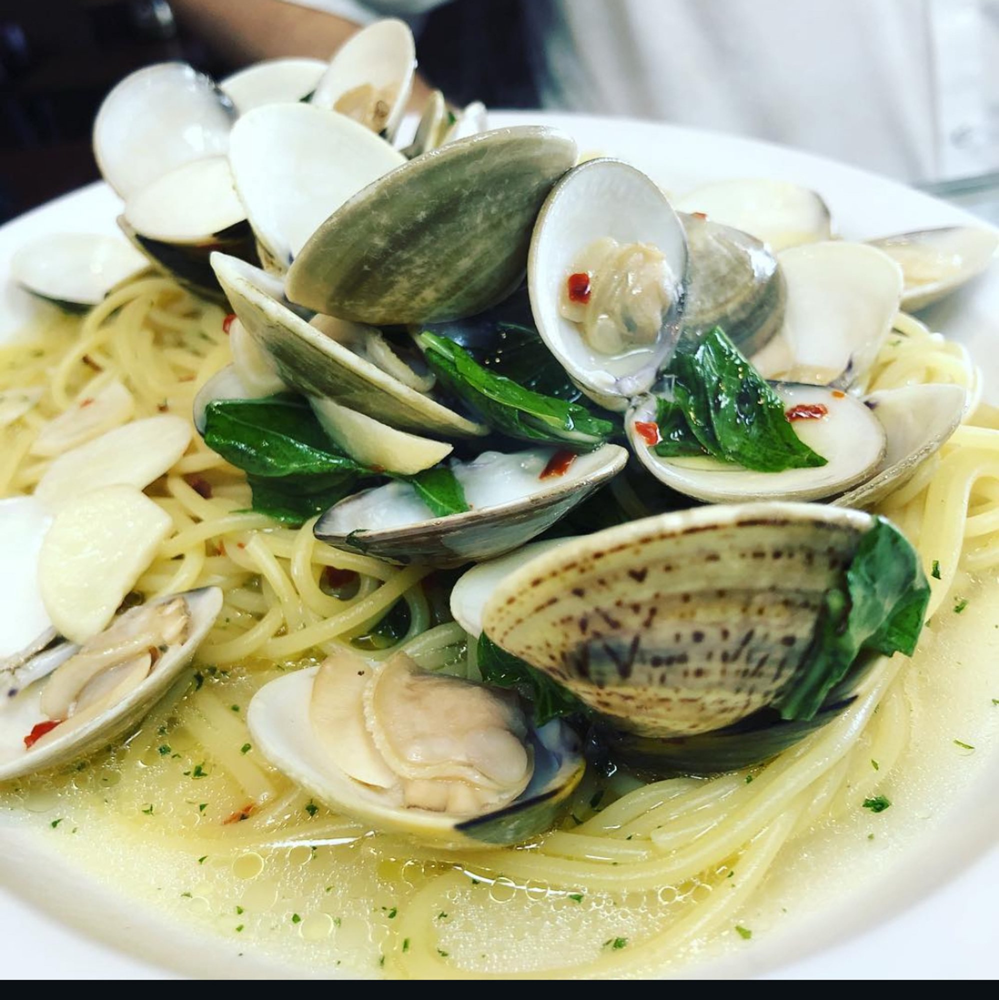 Fresh clams