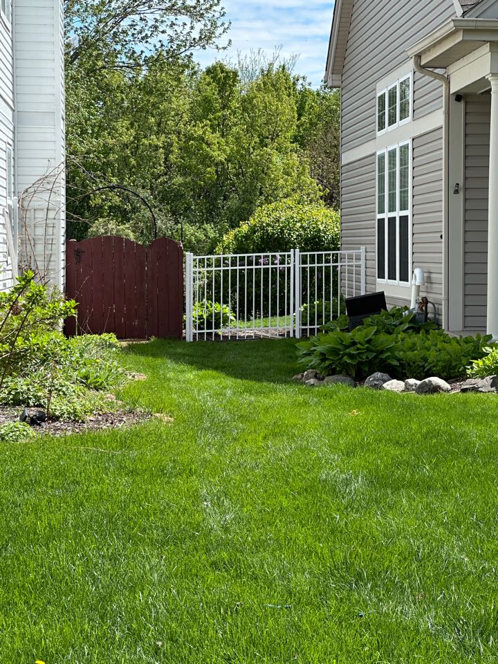 Top Rail Fence Naperville Image