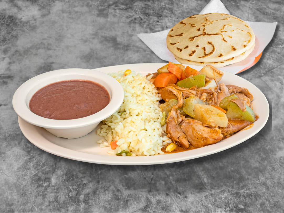 Pollo Guisado