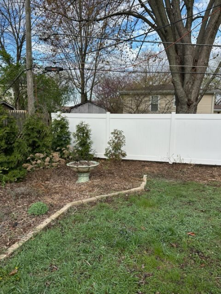 Top Rail Fence Naperville Image