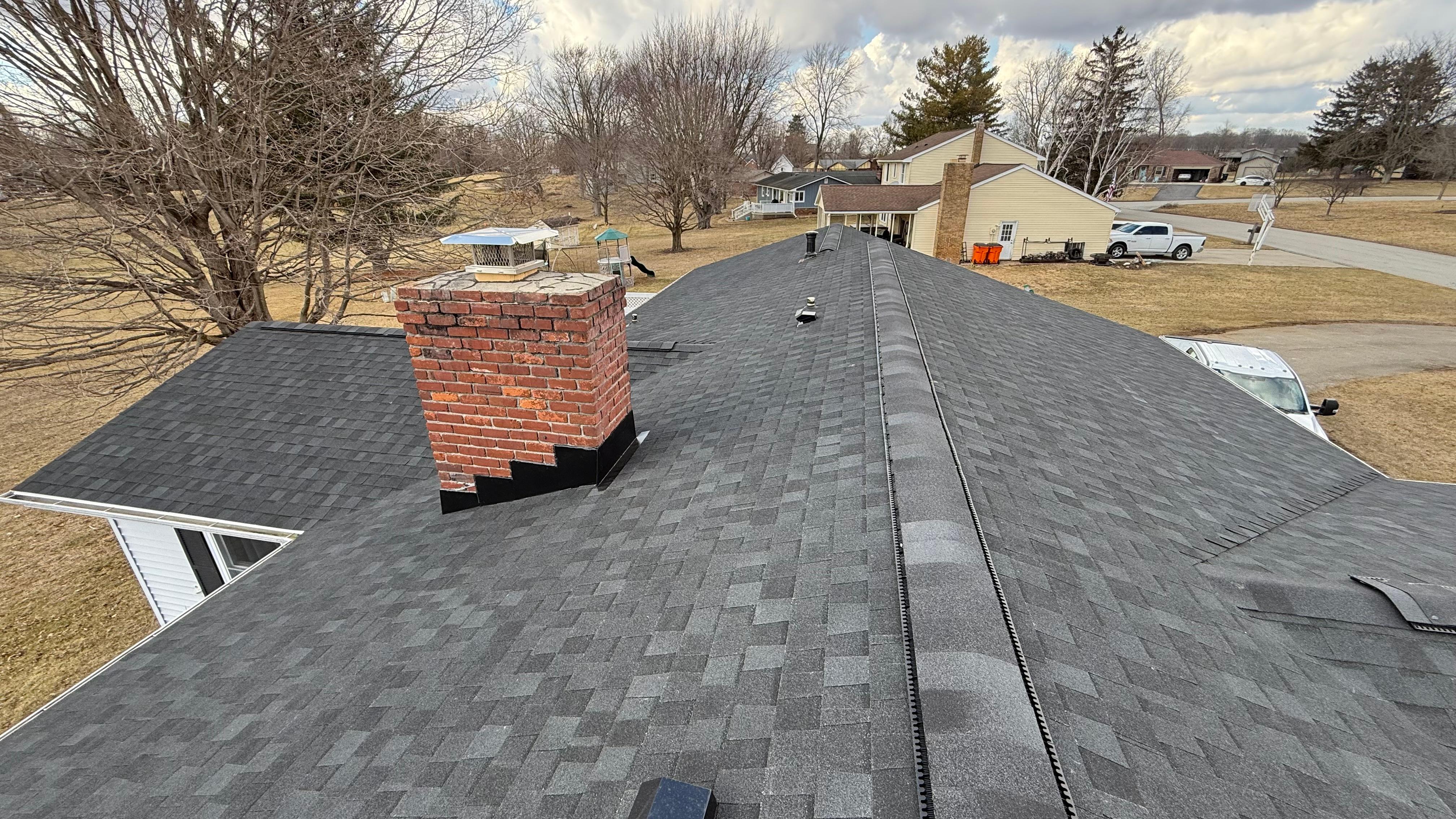 Grand Roofing Inc. Image