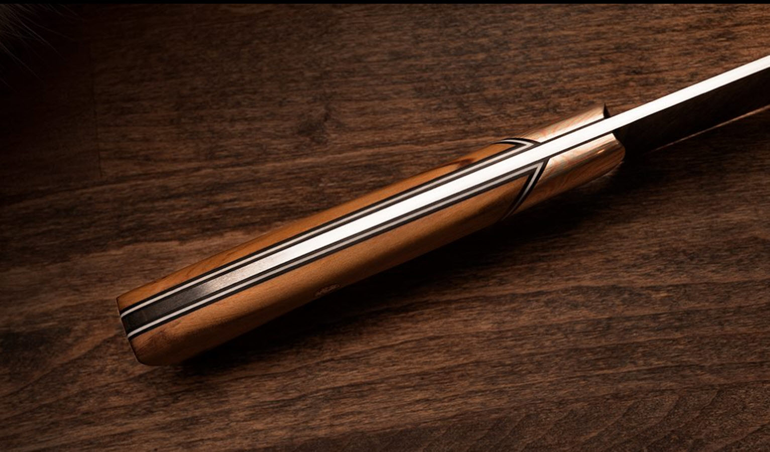 Images AZ Custom Knives Ltd.