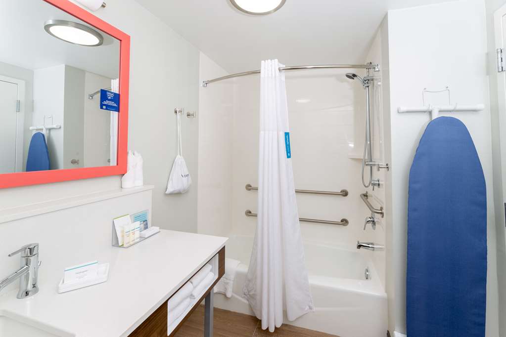 Hampton Inn Christiansburg/Blacksburg Image