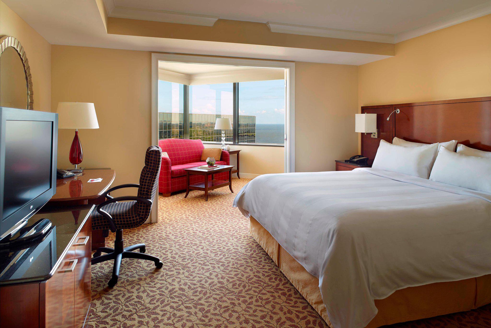 New Orleans Marriott Metairie at Lakeway Photo