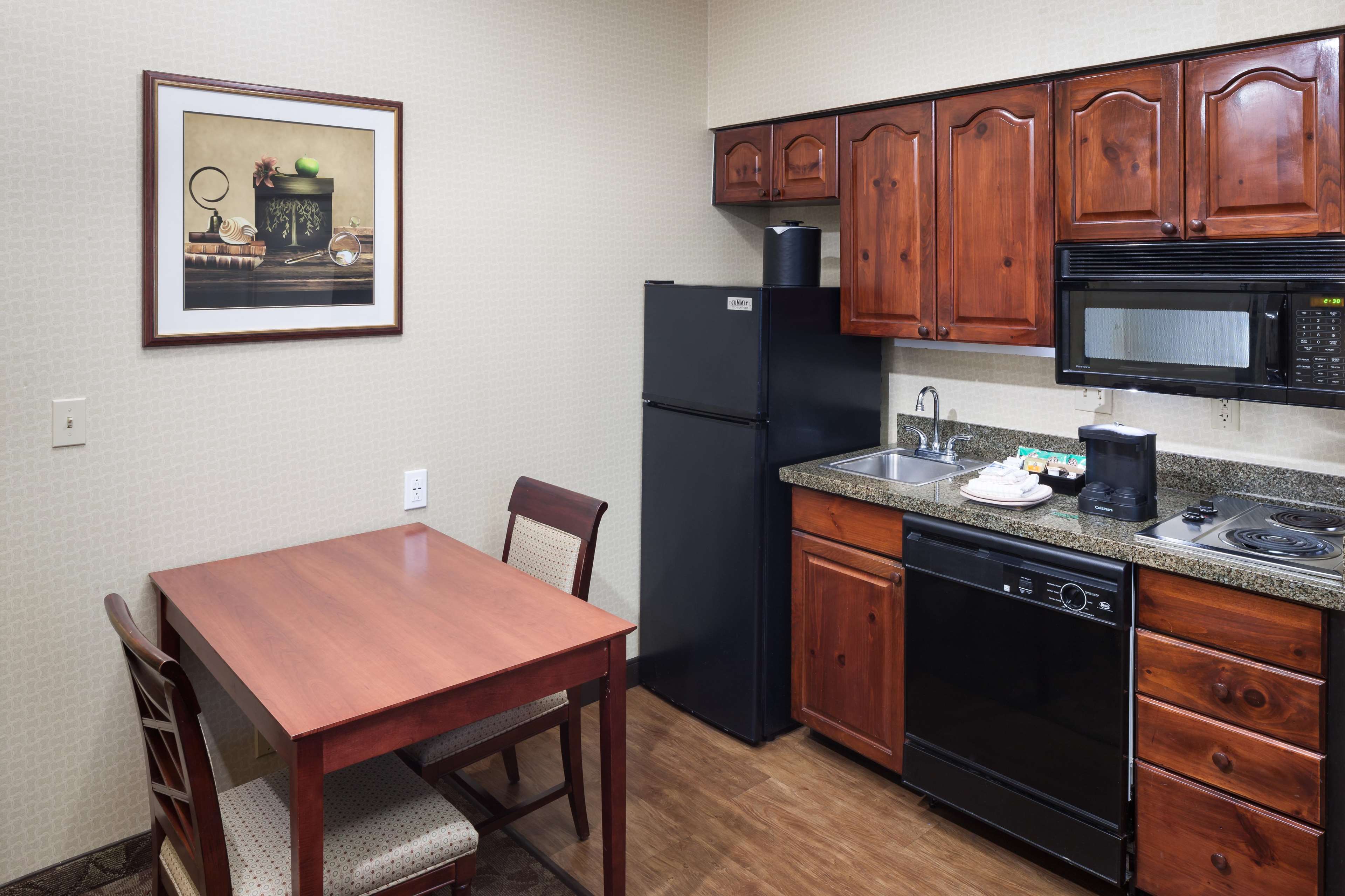 Homewood Suites by Hilton Jackson-Ridgeland Photo