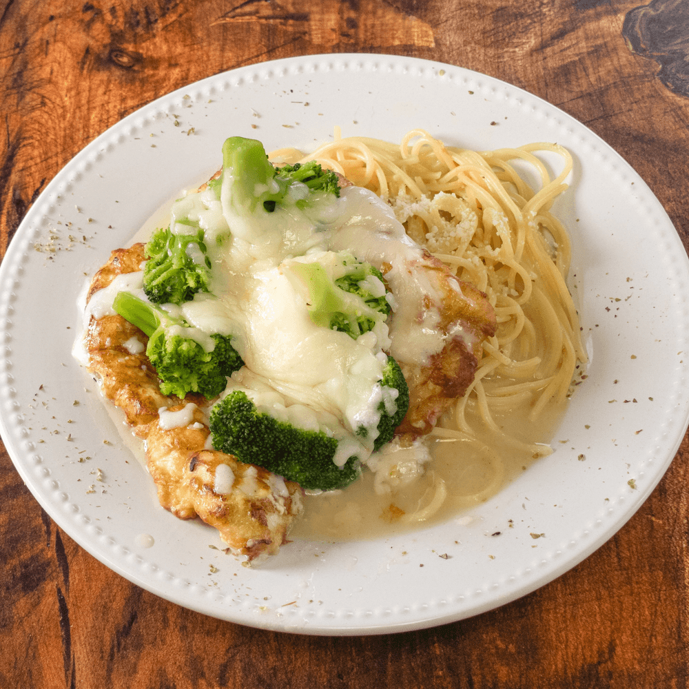 Chicken & Broccoli Alfredo with Fettuccine