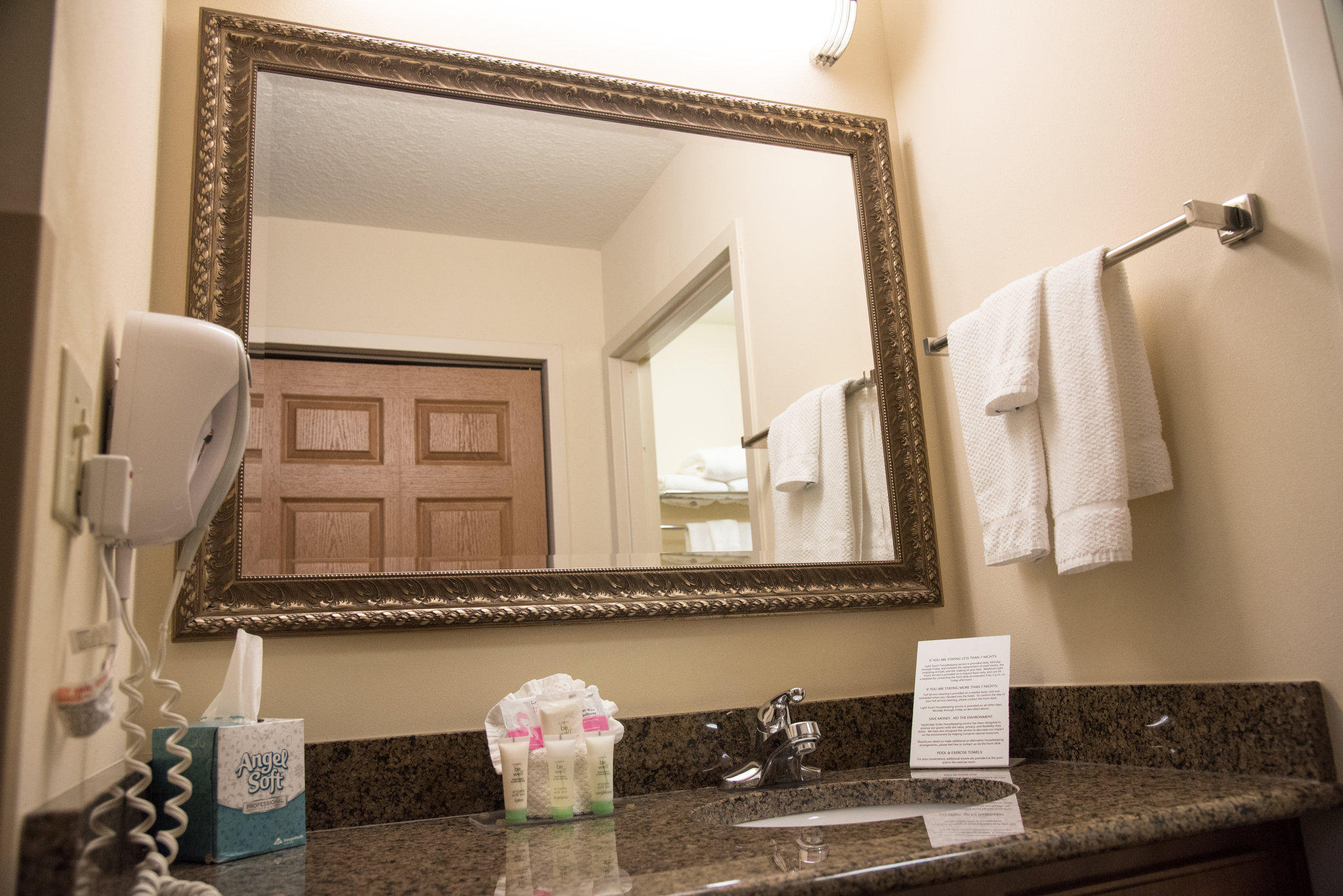 Staybridge Suites Fort Wayne Photo