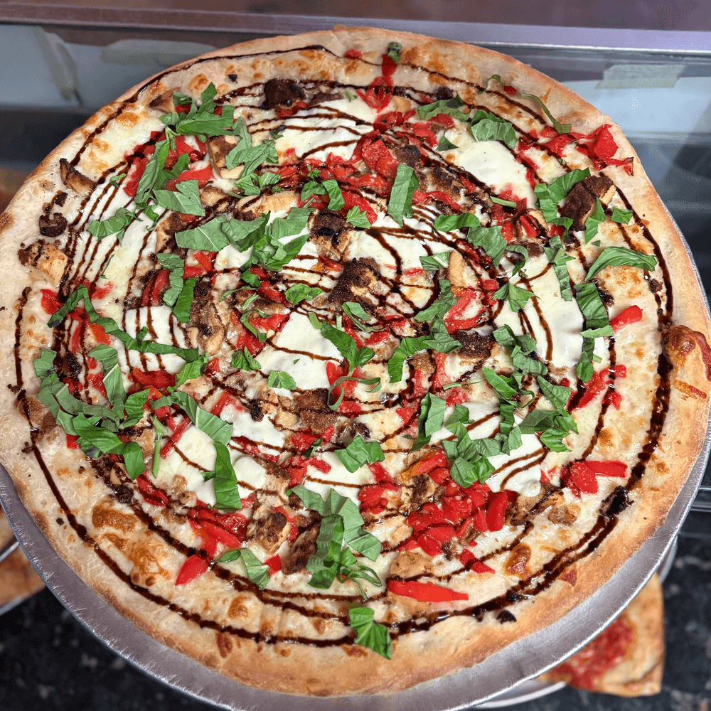 Chicken Bella Pizza