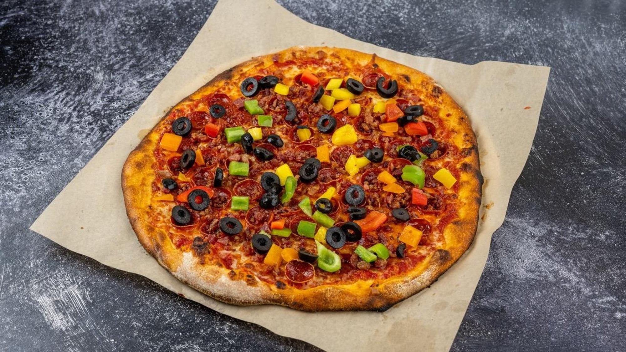 Small BYO Pizza (with Mozzarella Cheese)