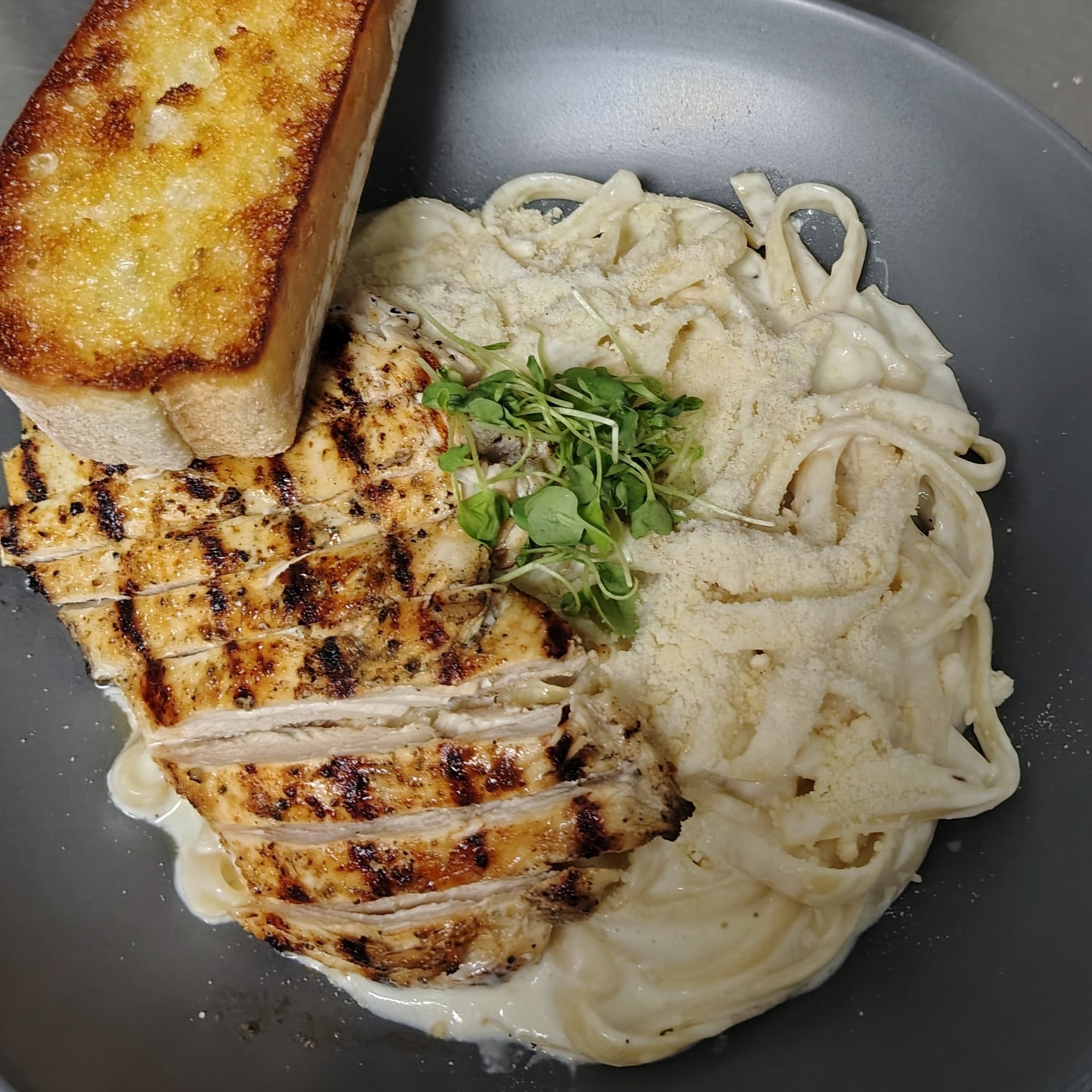 Chicken Alfredo