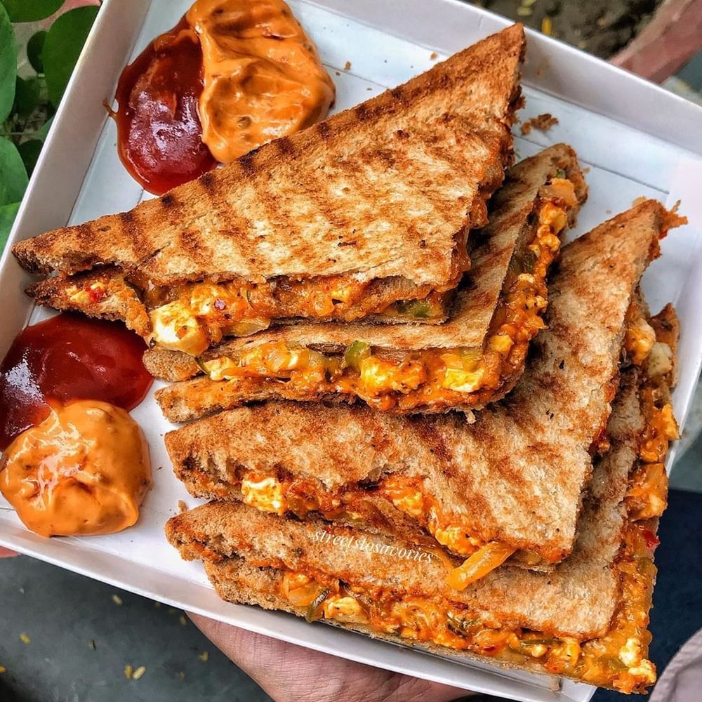 Tandoori Chicken halal sandwich