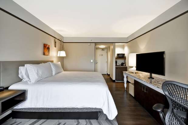 Images Hilton Garden Inn Detroit Troy