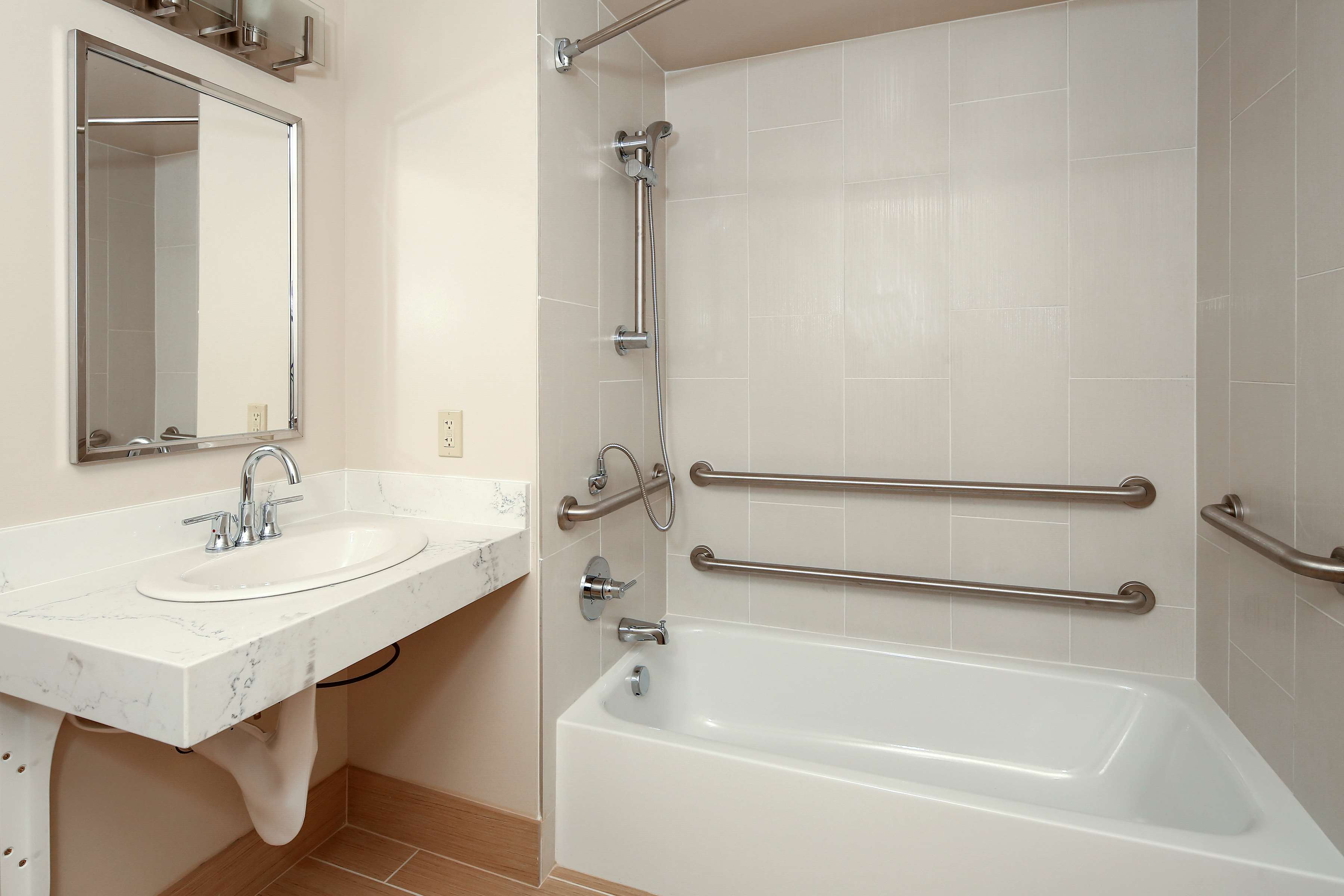 Best Western Plus Bellingham Photo