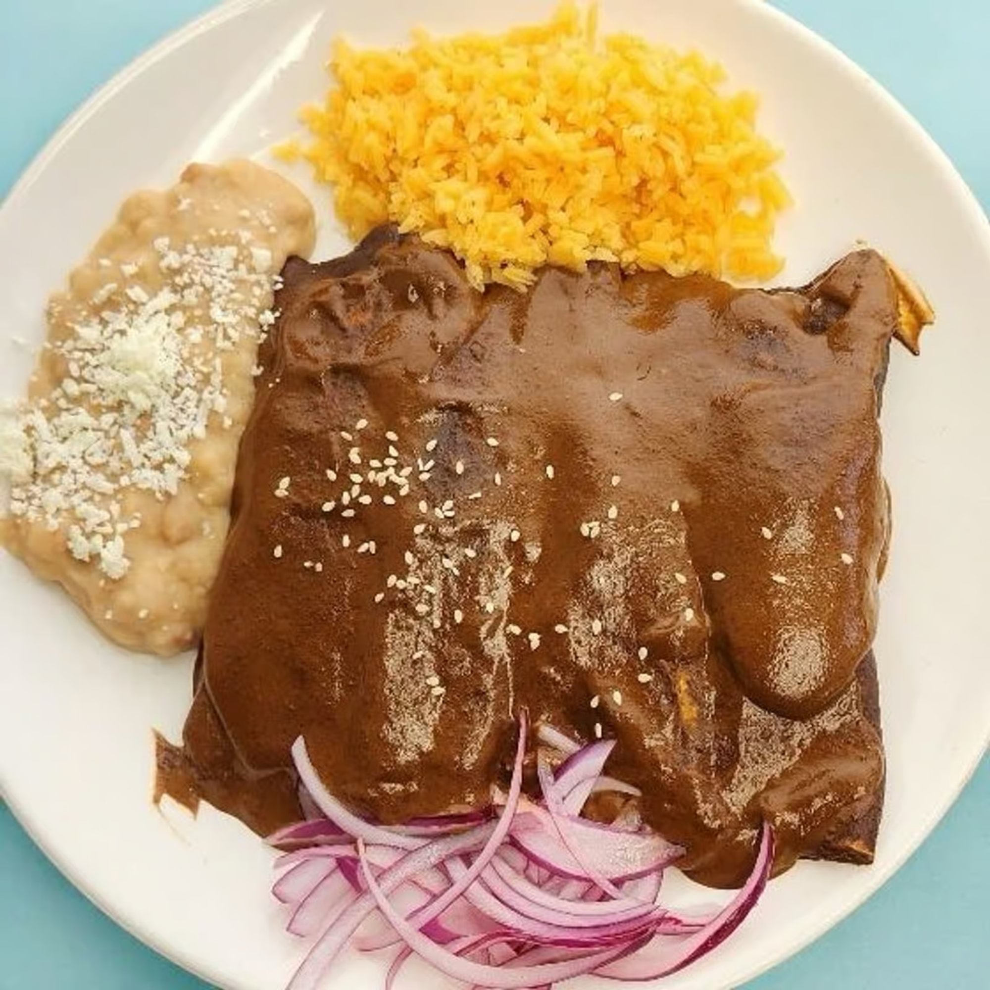 Plato de Enmoladas
