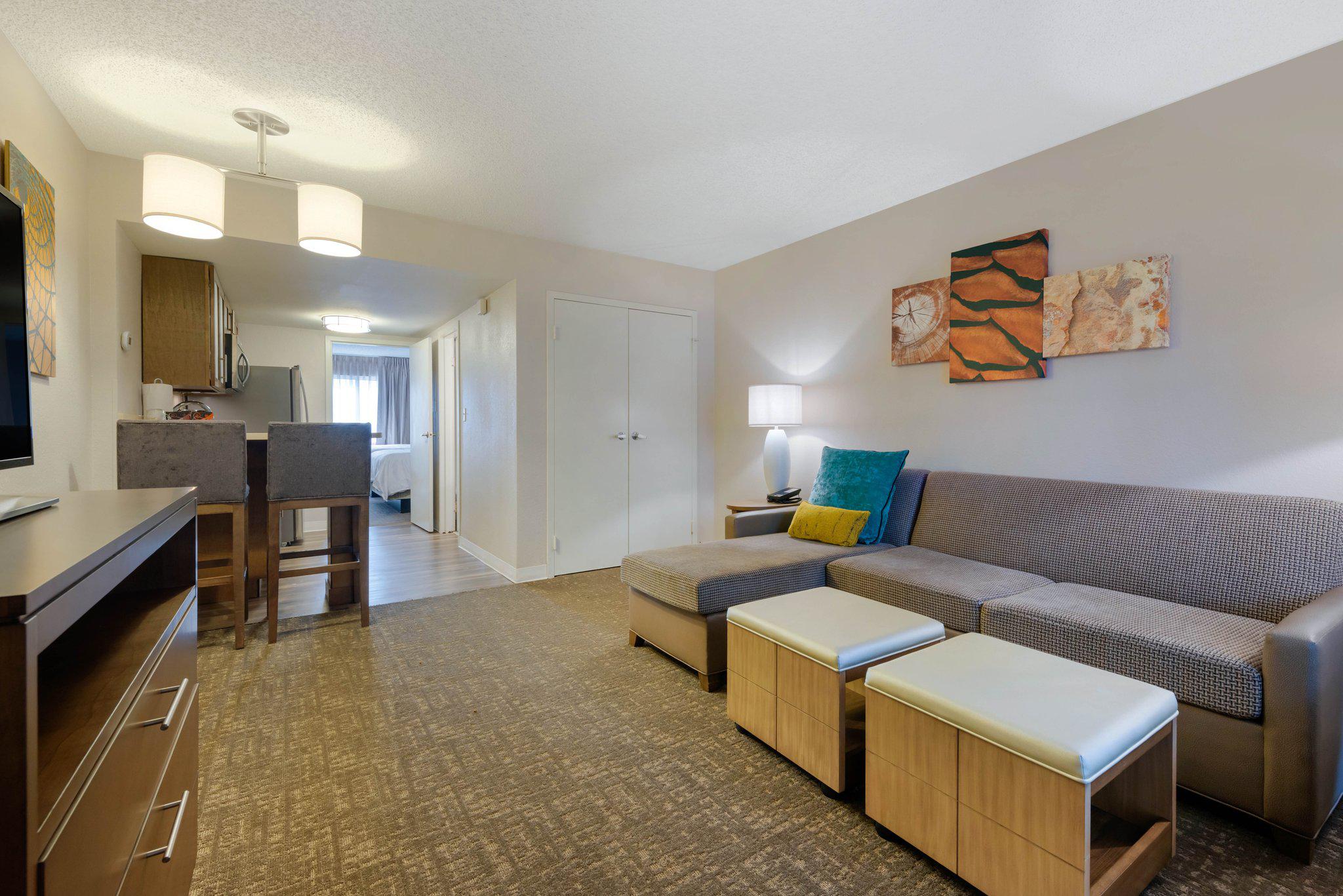 Staybridge Suites Orlando Royale Parc Suites Photo