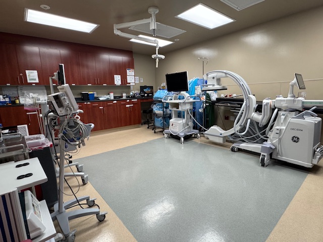 A treatment room at Pacific VascuCare Surgery Center