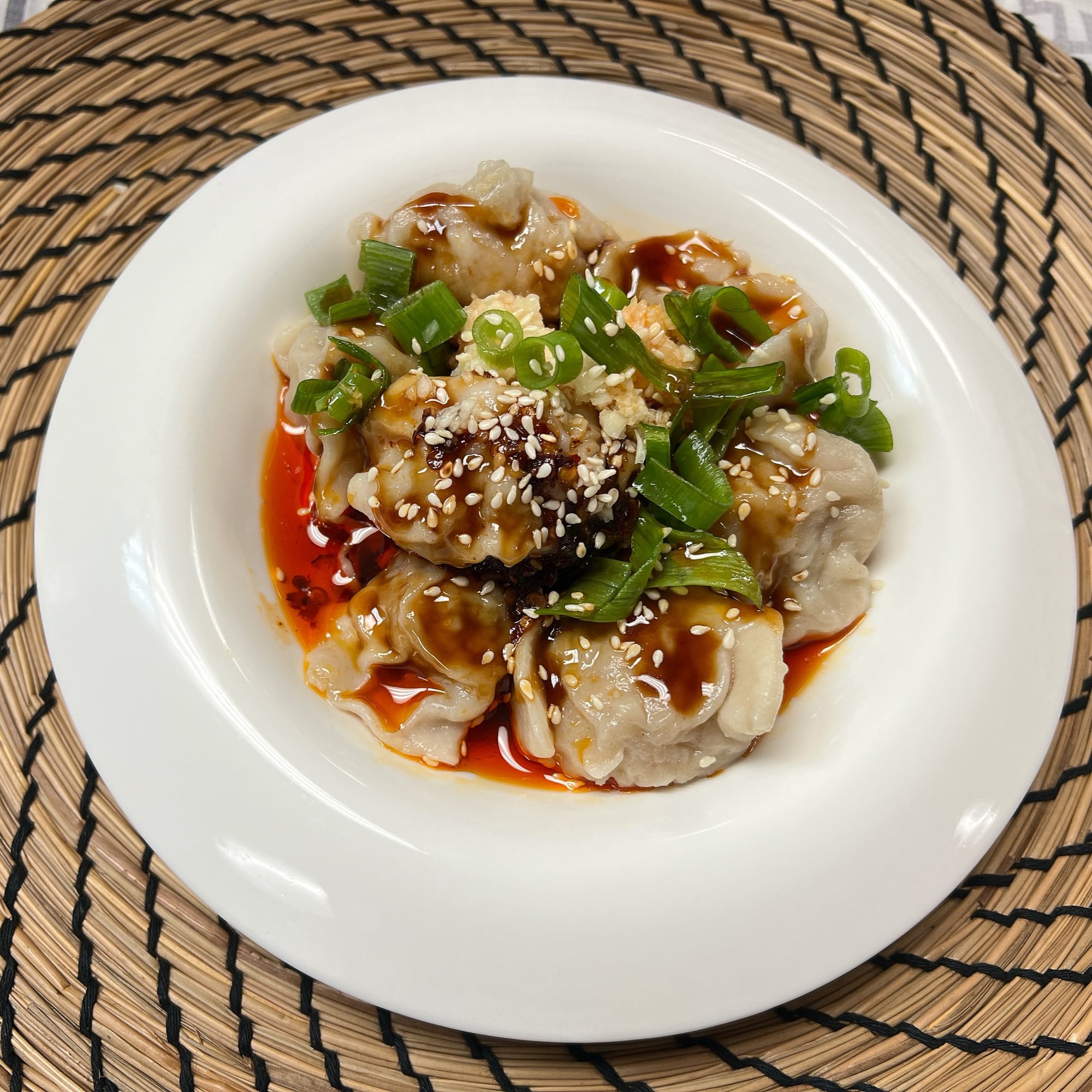 Wontons in Chili Sauce 红油抄手