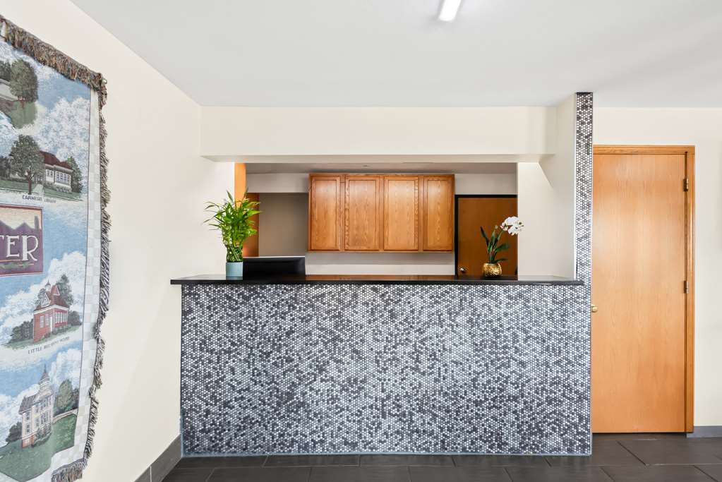 SureStay by Best Western Manchester Image