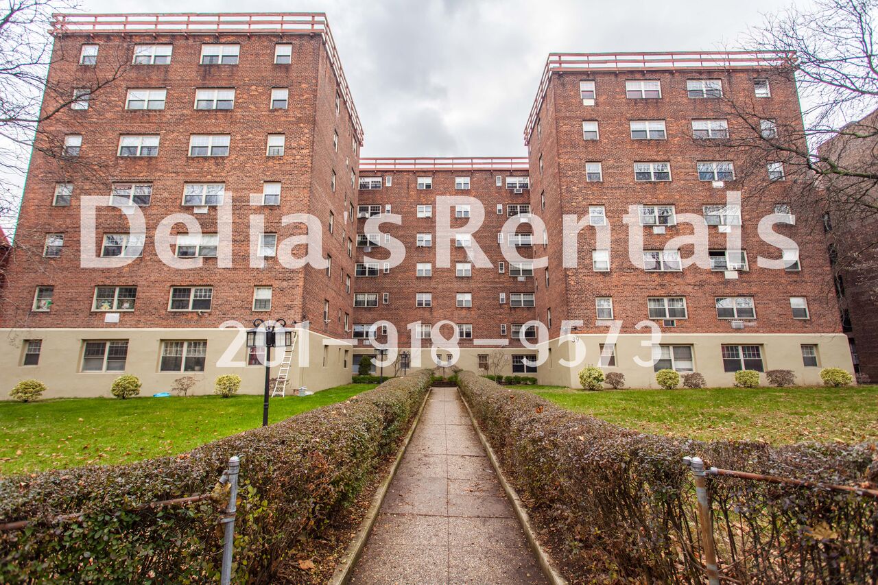 Delia's Rentals Photo