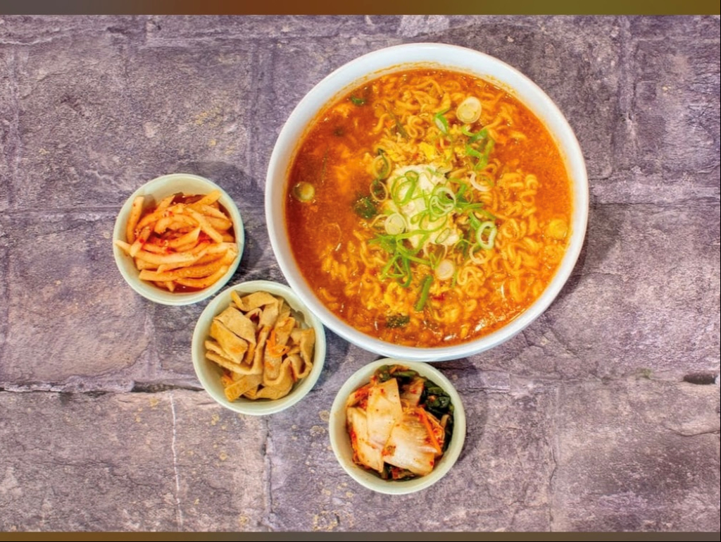 CHICKEN SHIN RAMEN