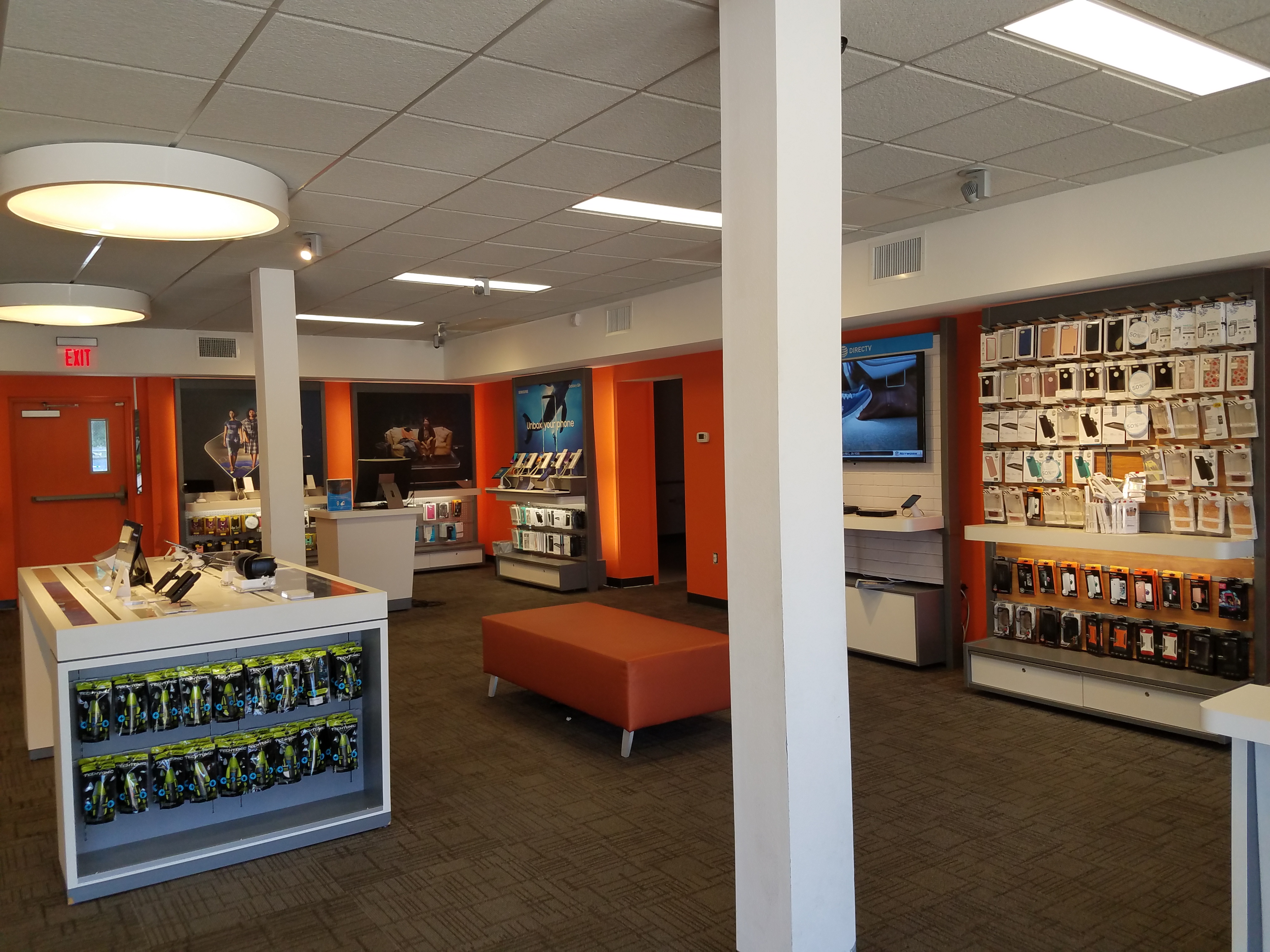 AT&T Store Photo