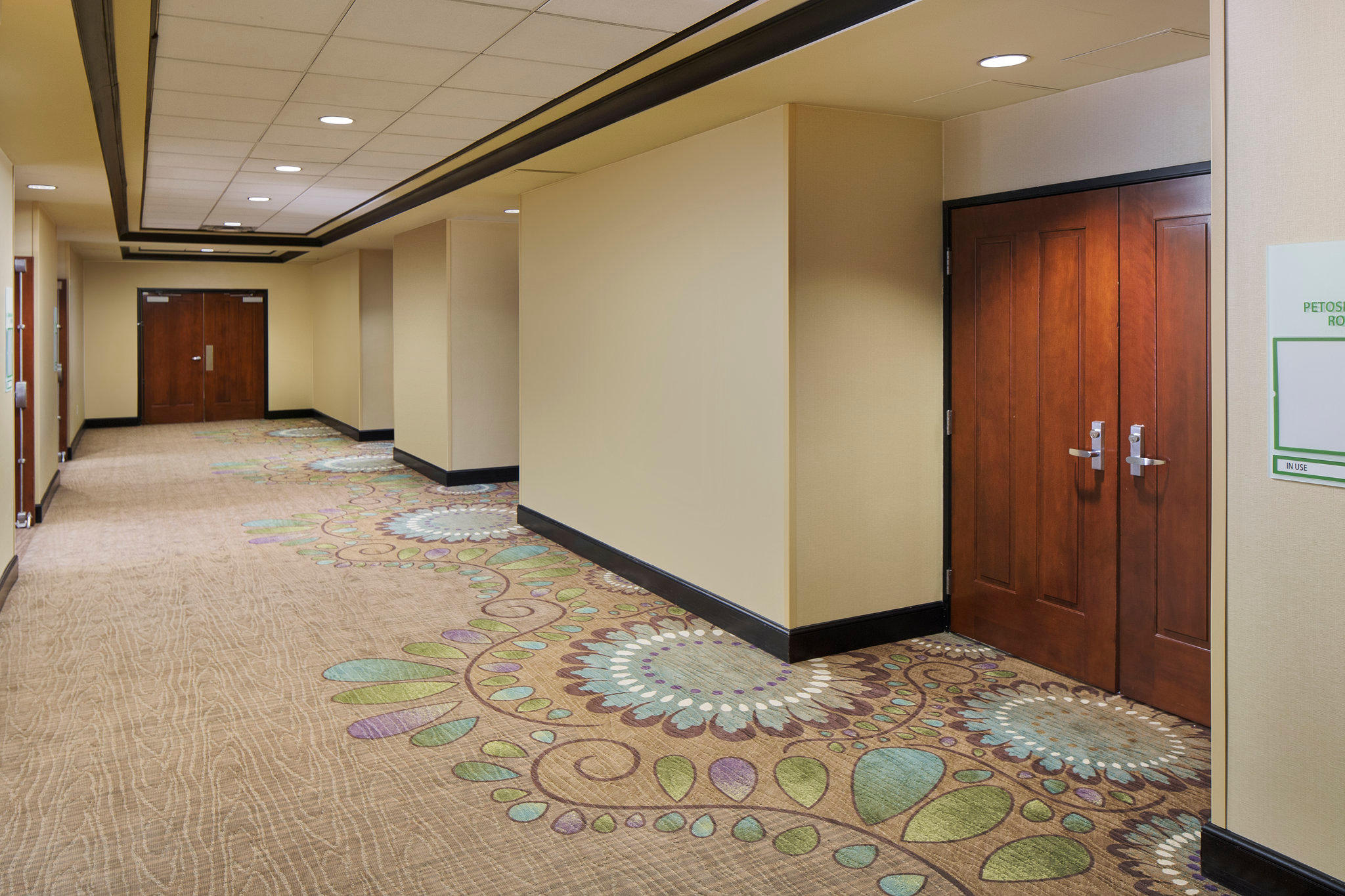 Holiday Inn Grand Rapids - Airport Photo