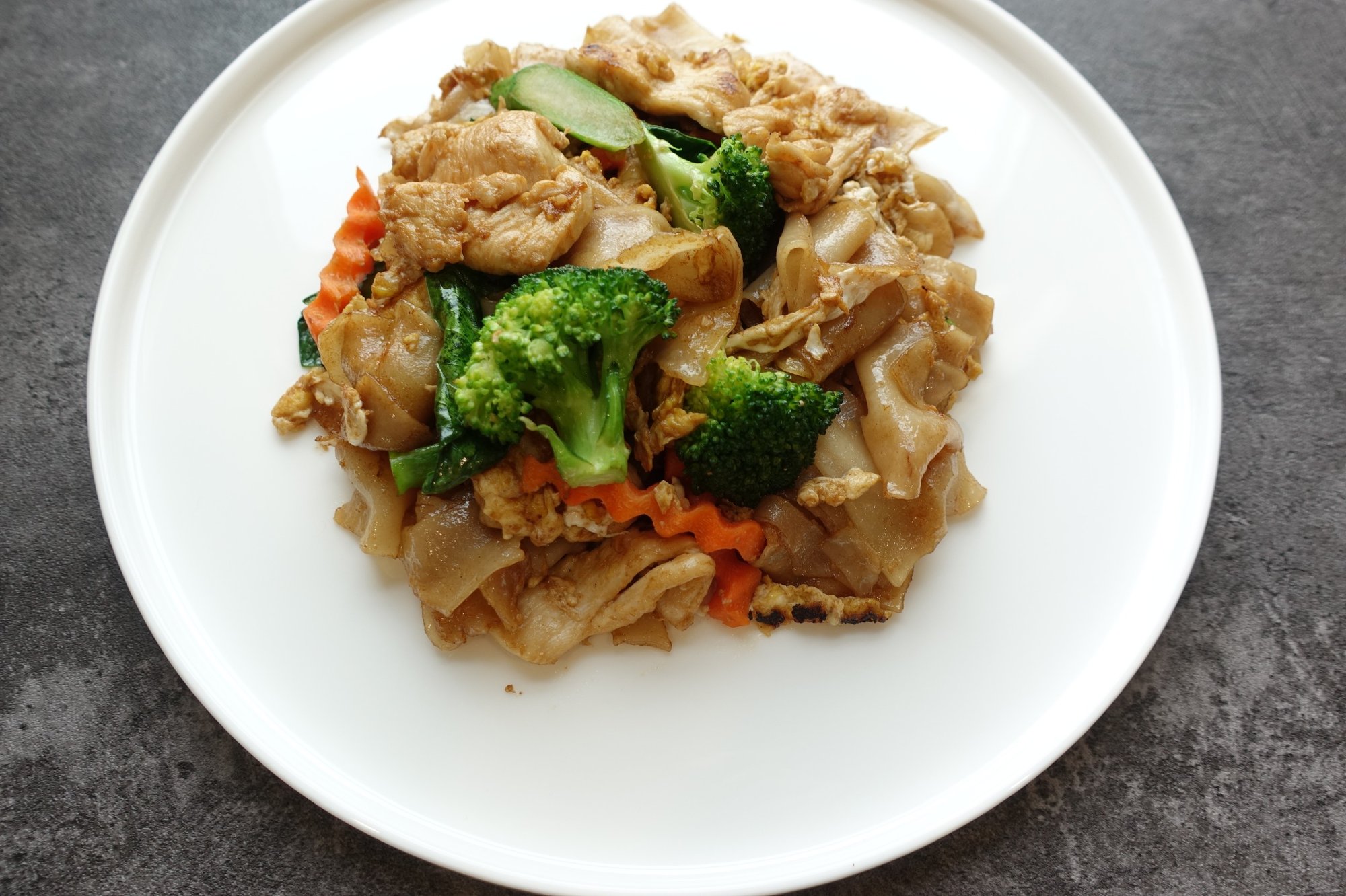 Pad See Ew (ผัดซีอิ๊ว)