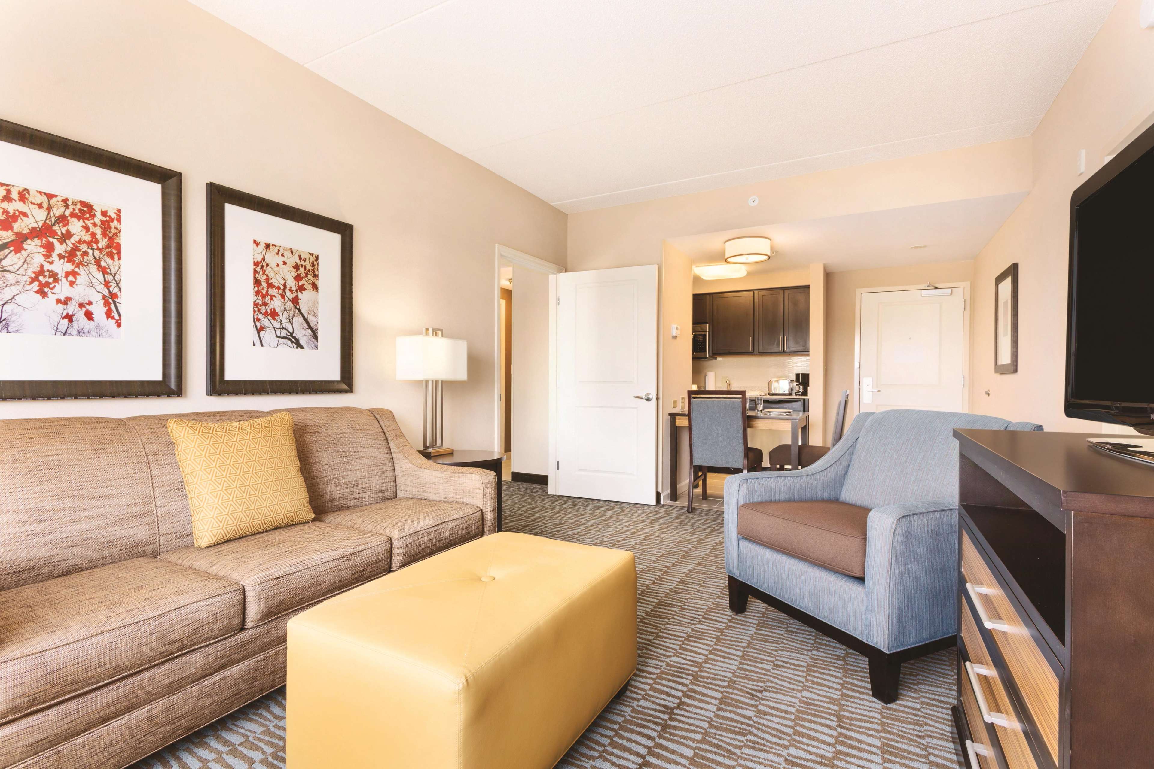 Homewood Suites by Hilton Atlanta Airport North Photo