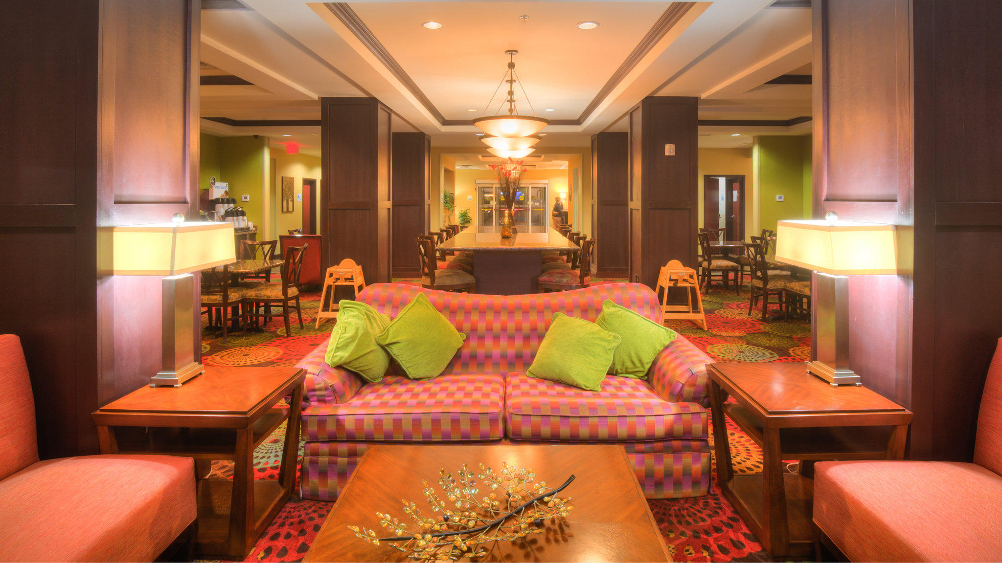 Holiday Inn Express & Suites Elk City Photo