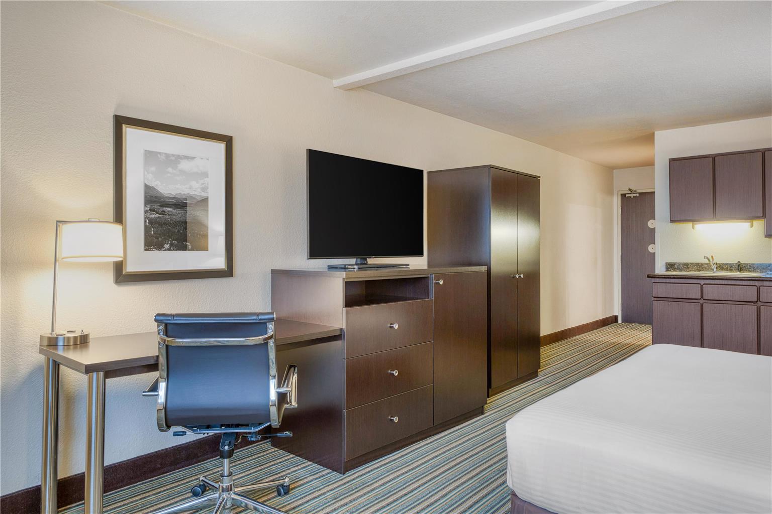 Best Western Alderwood Image