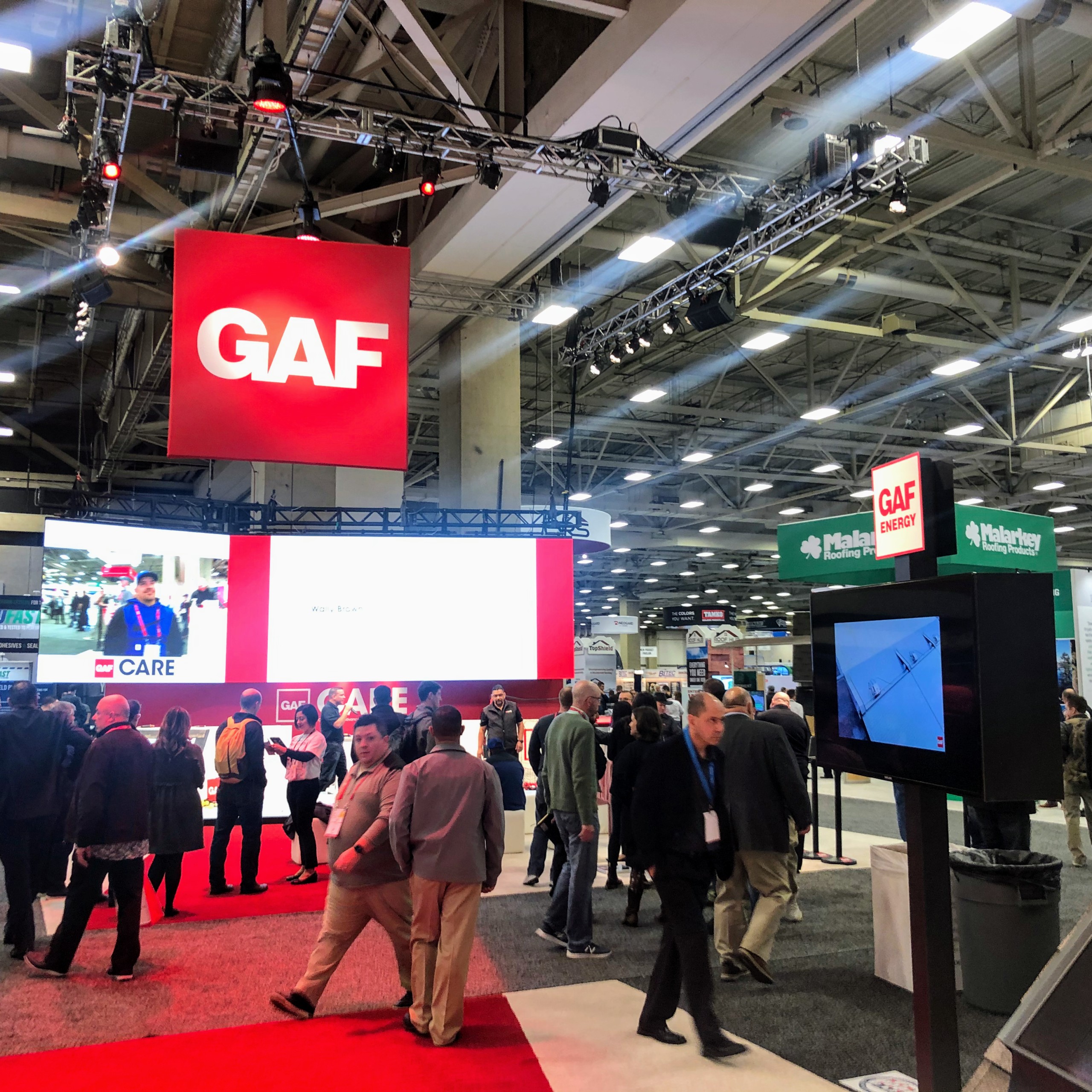 Innovative Roofing Image