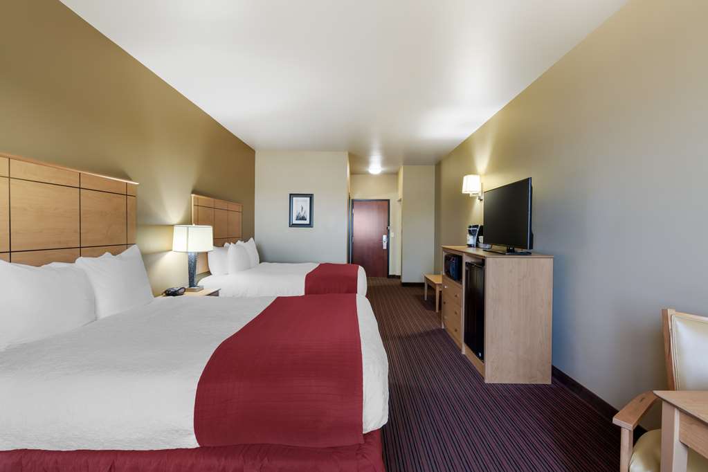 Best Western Golden Prairie Inn & Suites Image