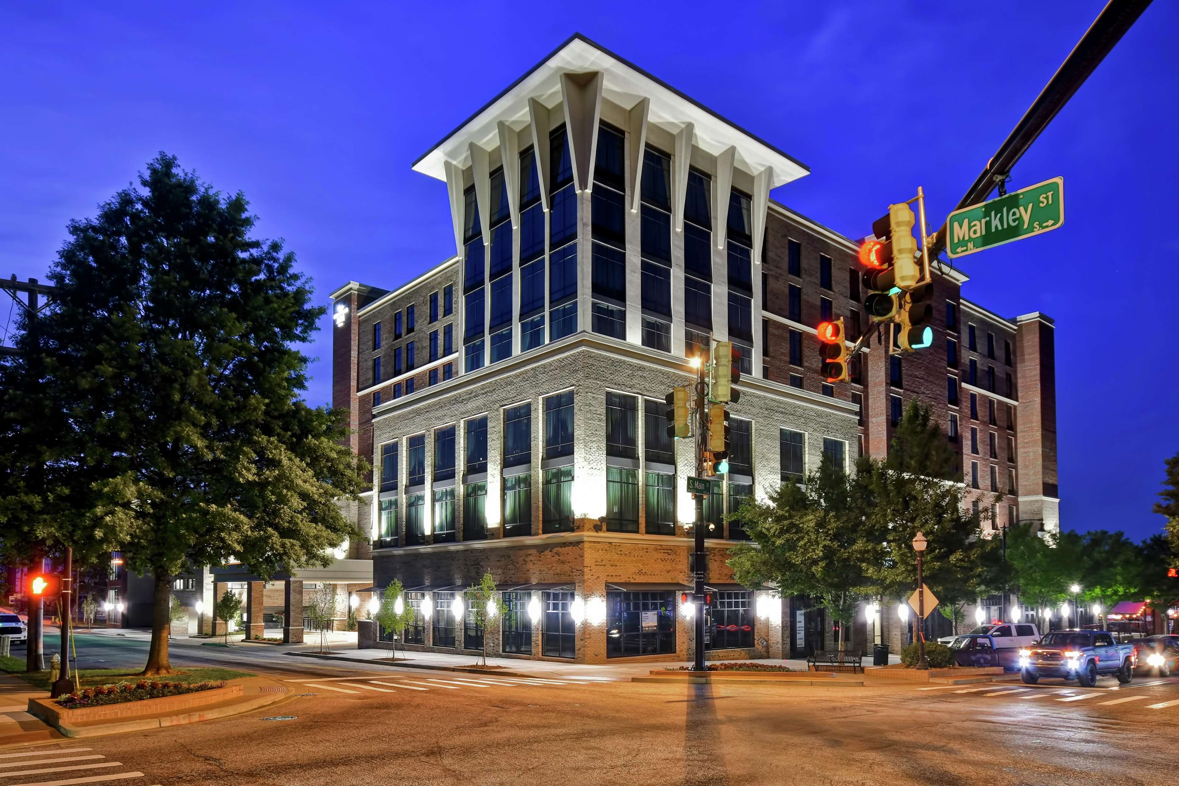 Homewood Suites by Hilton Greenville Downtown Photo