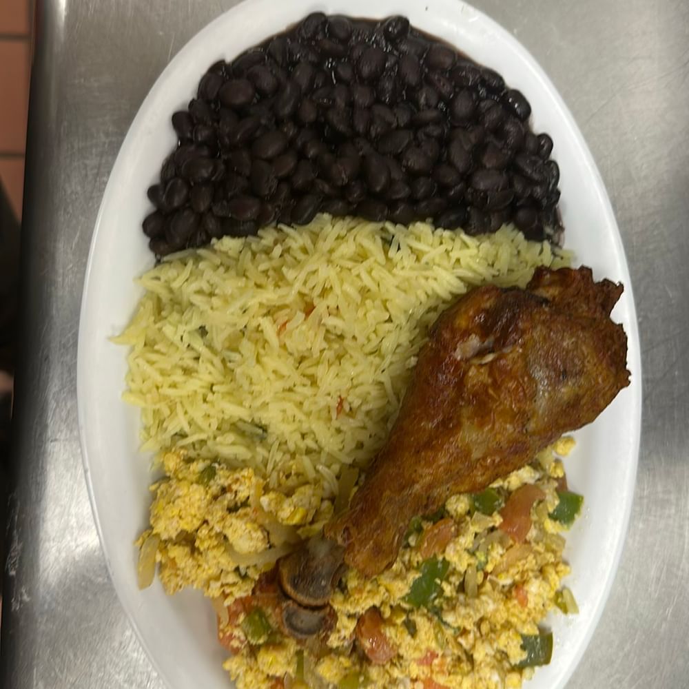 Desayuno Con Pollo
