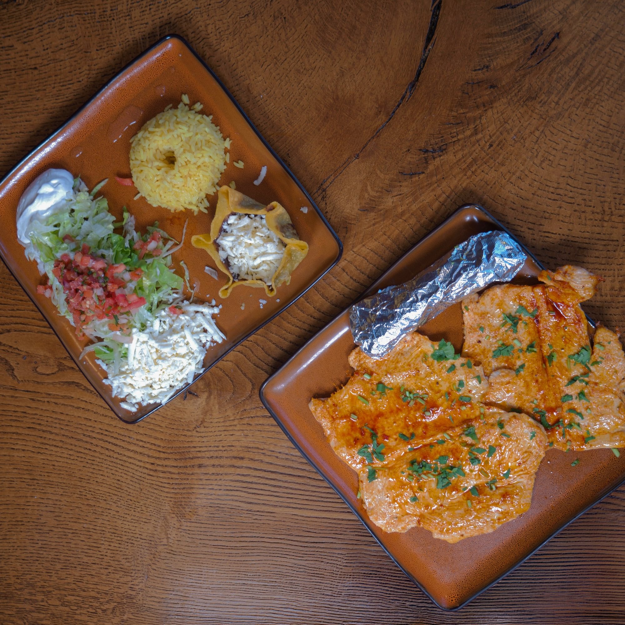 Grilled Chicken Breast Platter (Pechuga a la Plancha)